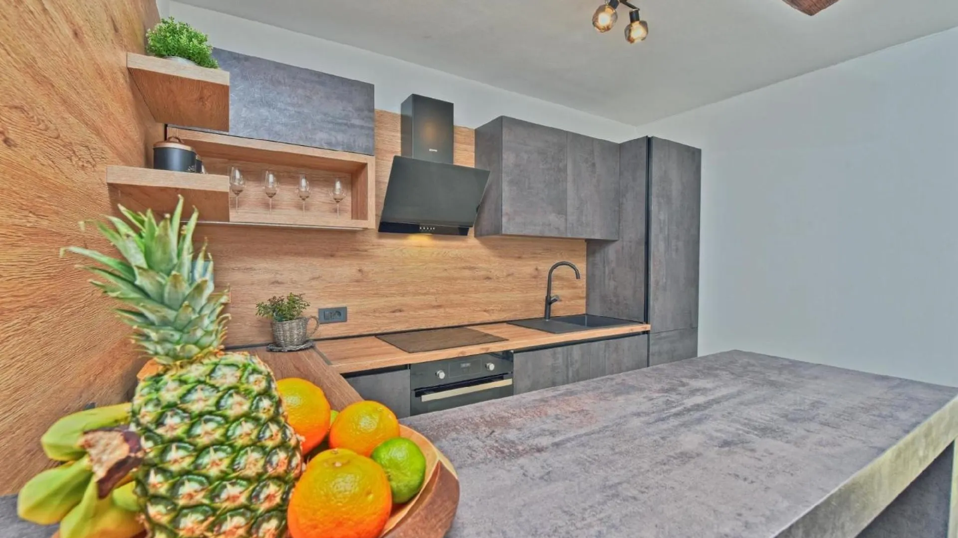 Ferienhaus Mit Privatpool Fuer 6 Personen Ca 105 Qm In Marusici, Istrien Binnenland Von Istrien Momjan Croazia